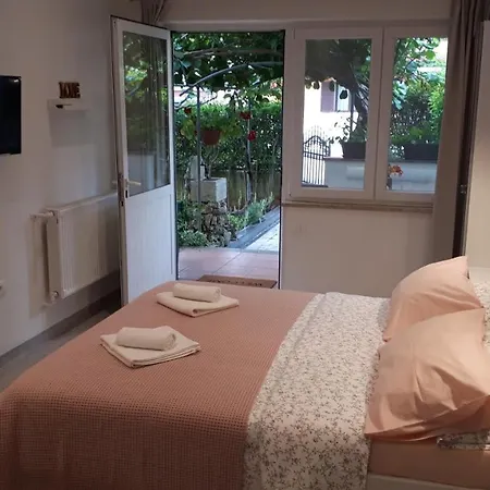 Guesthouse Mila Apartment *